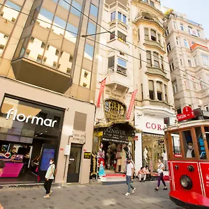 3* Hotel Golden Street
