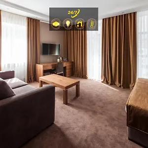 كريستال فندق كييف